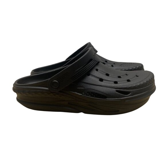 Crocs Women’s All Black Classic Slip-On Clog Sandals Size M7/W9 - Picture 1 of 7